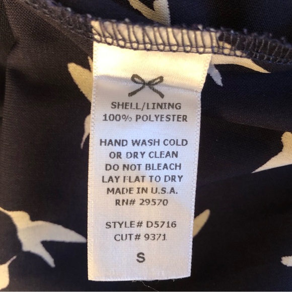 Everly Black/Ivory Bird Print Dress With Tie Back & Cutout 3/4 Sleeves Size S - Picture 8 of 9